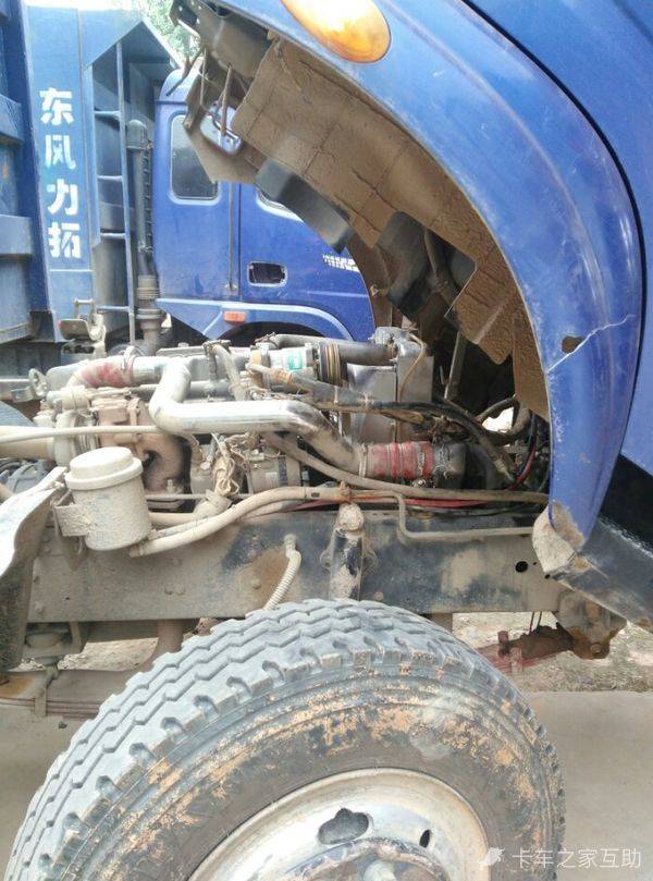 玉柴4105发动机,之前一直容易高温,烂水箱,应该被胀烂的,现在把水箱盖