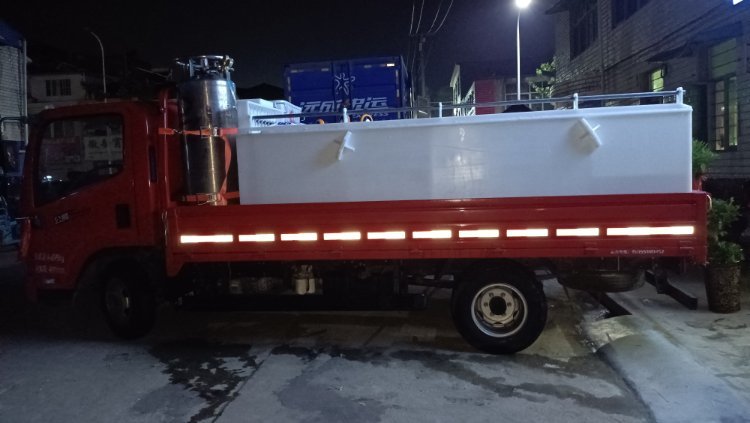 水产车拉货,新买的车,请问哪有活接?